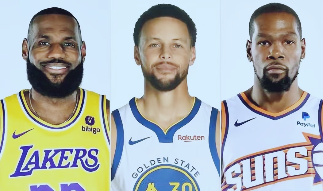 爱游戏官网-一场经典之战！英雄联盟点燃球迷热情