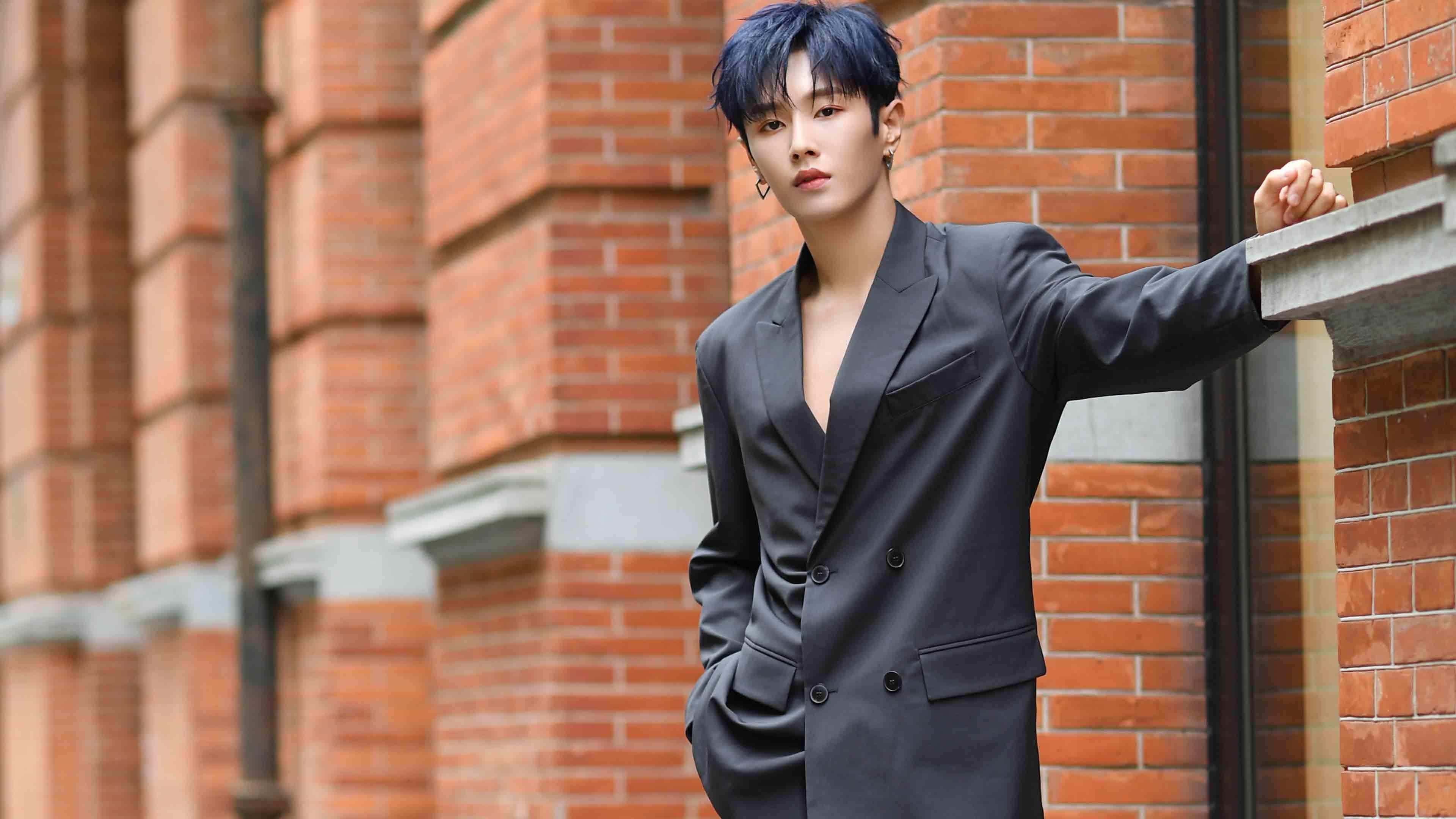 爱游戏下载-马德里晨光下的双线交锋，当F1策略棋局邂逅足球逆转美学