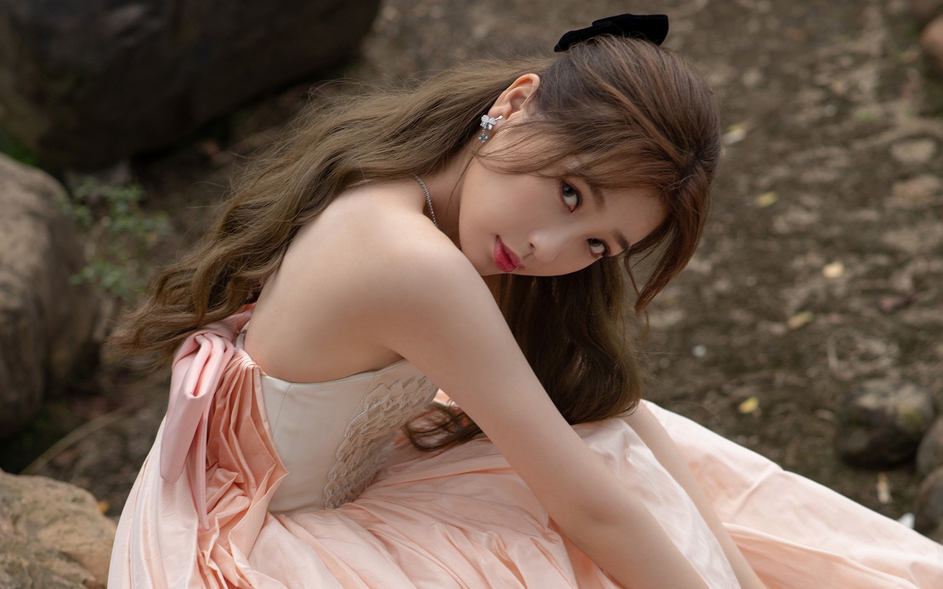 足球双响炮,拉什福德爆发闪耀英超,伊拉克横扫安哥拉震撼国际赛场