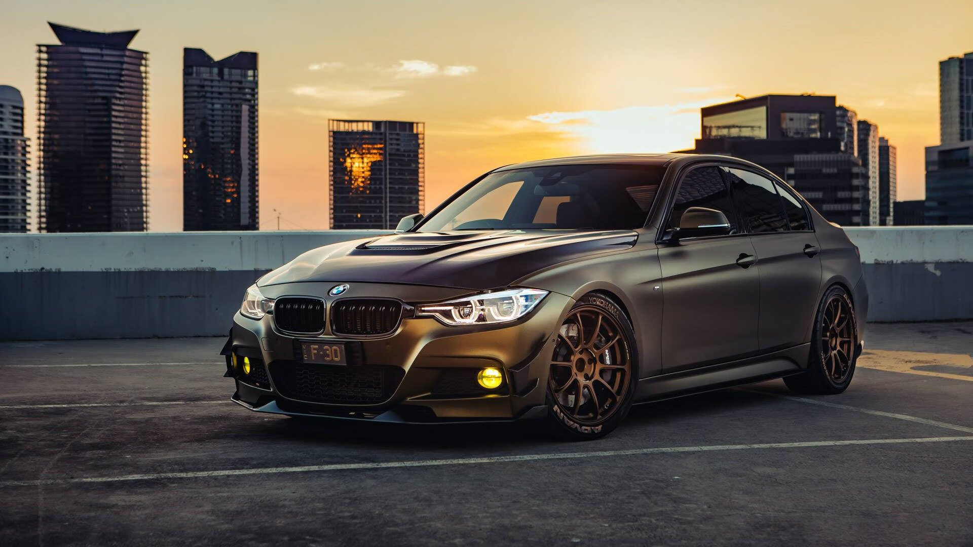 爱游戏官网-绿茵场与赛道，南美桑巴的节奏如何点燃F1争冠烽火